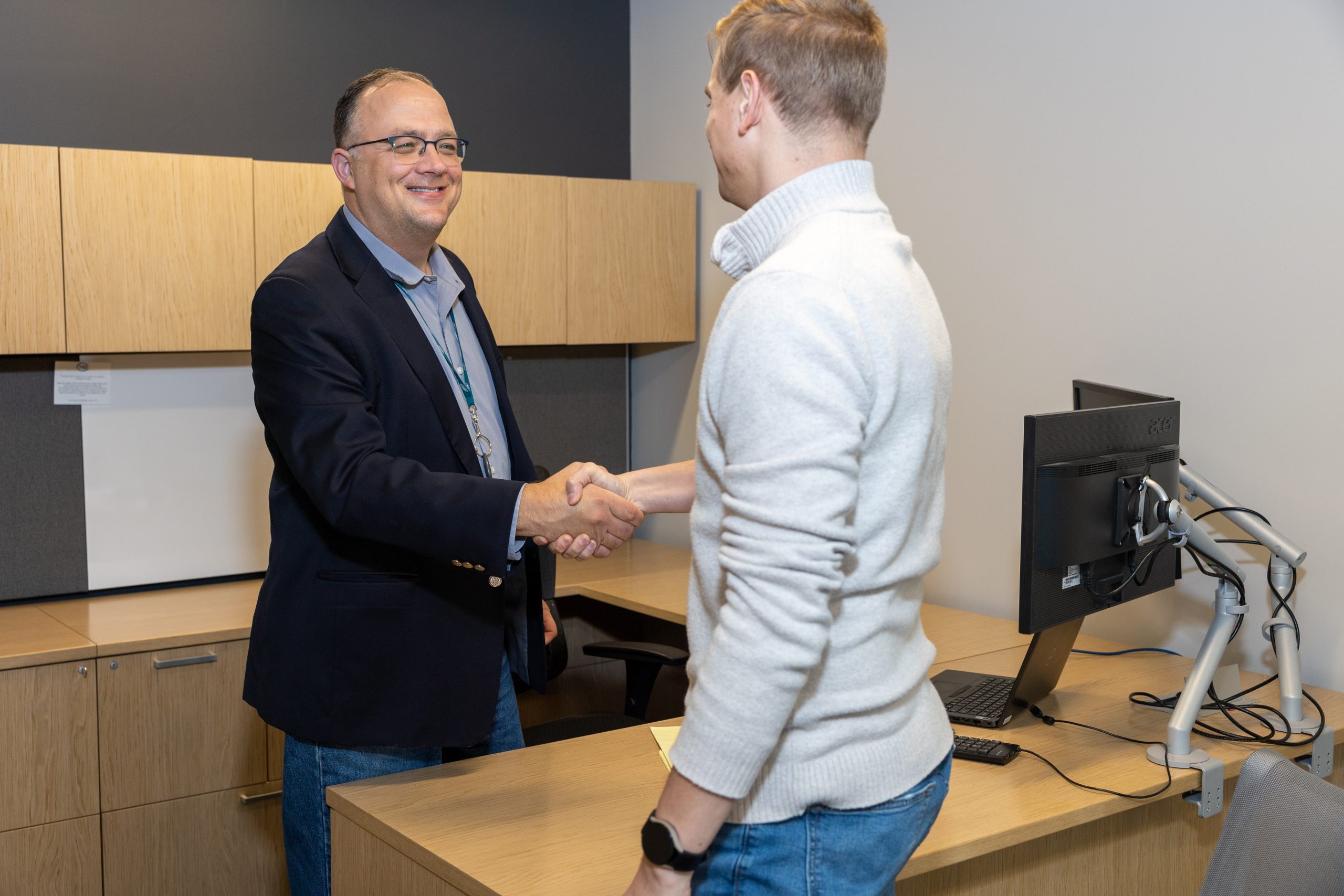 Our-TEam-Inner-page-image-1