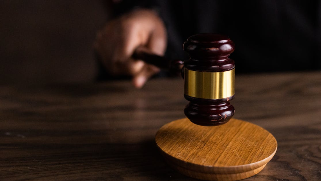 Court strikes down Biden administration overtime rule